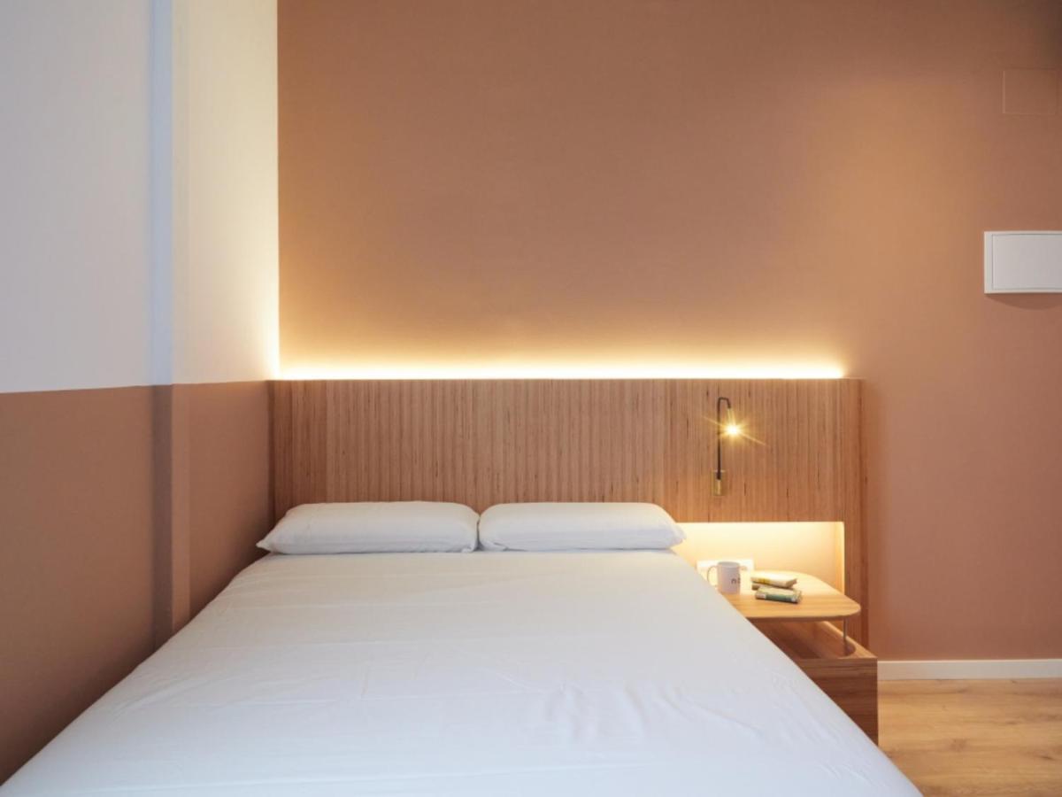 Bright Ensuite Rooms In Madrid, Sk Exterior photo